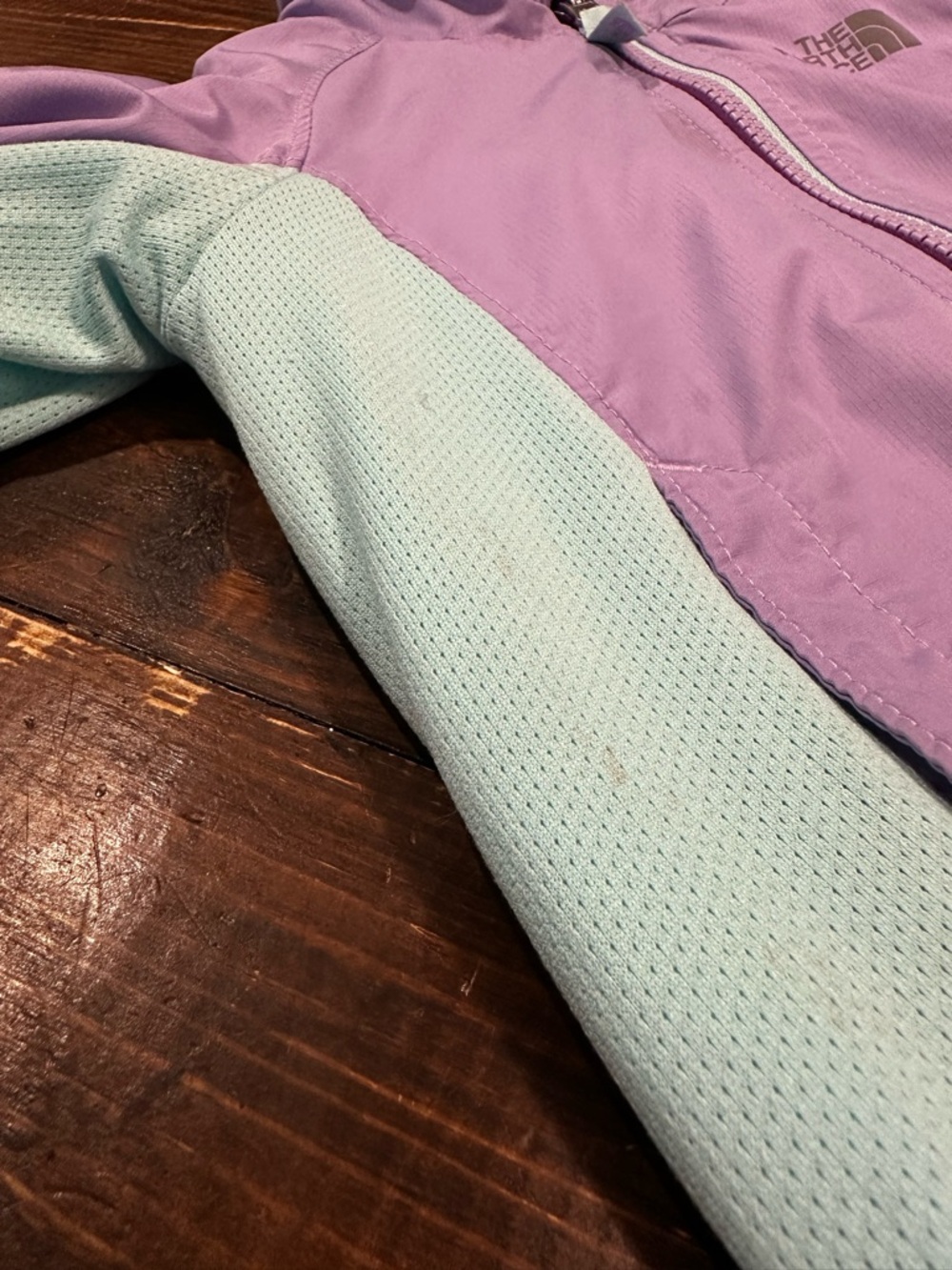 Reversible North Face Jacket - Picture 8 of 11
